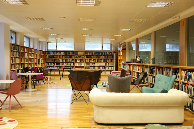 espacio-biblioteca-cesuga